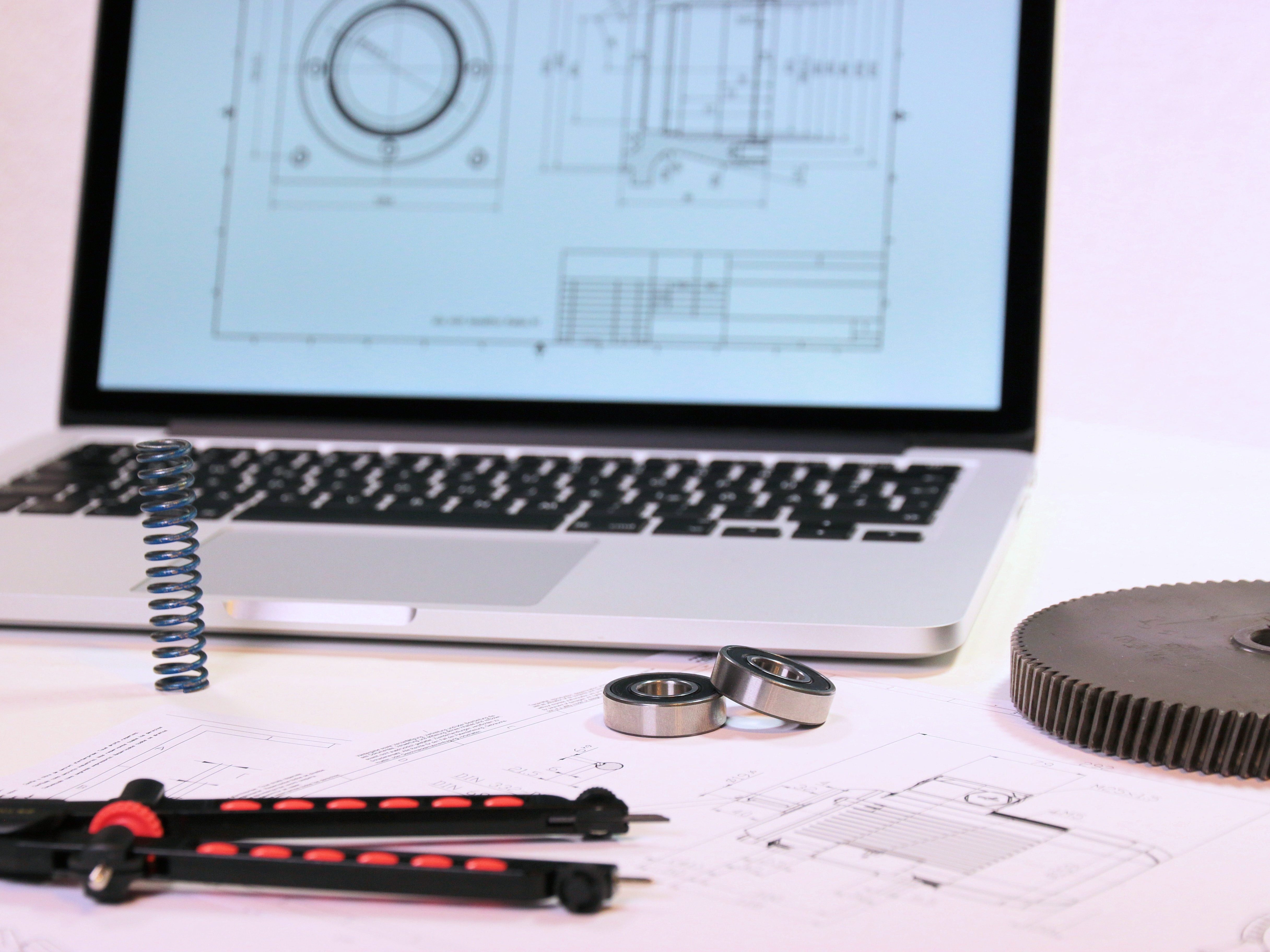Professional engineering design and CAD schematics